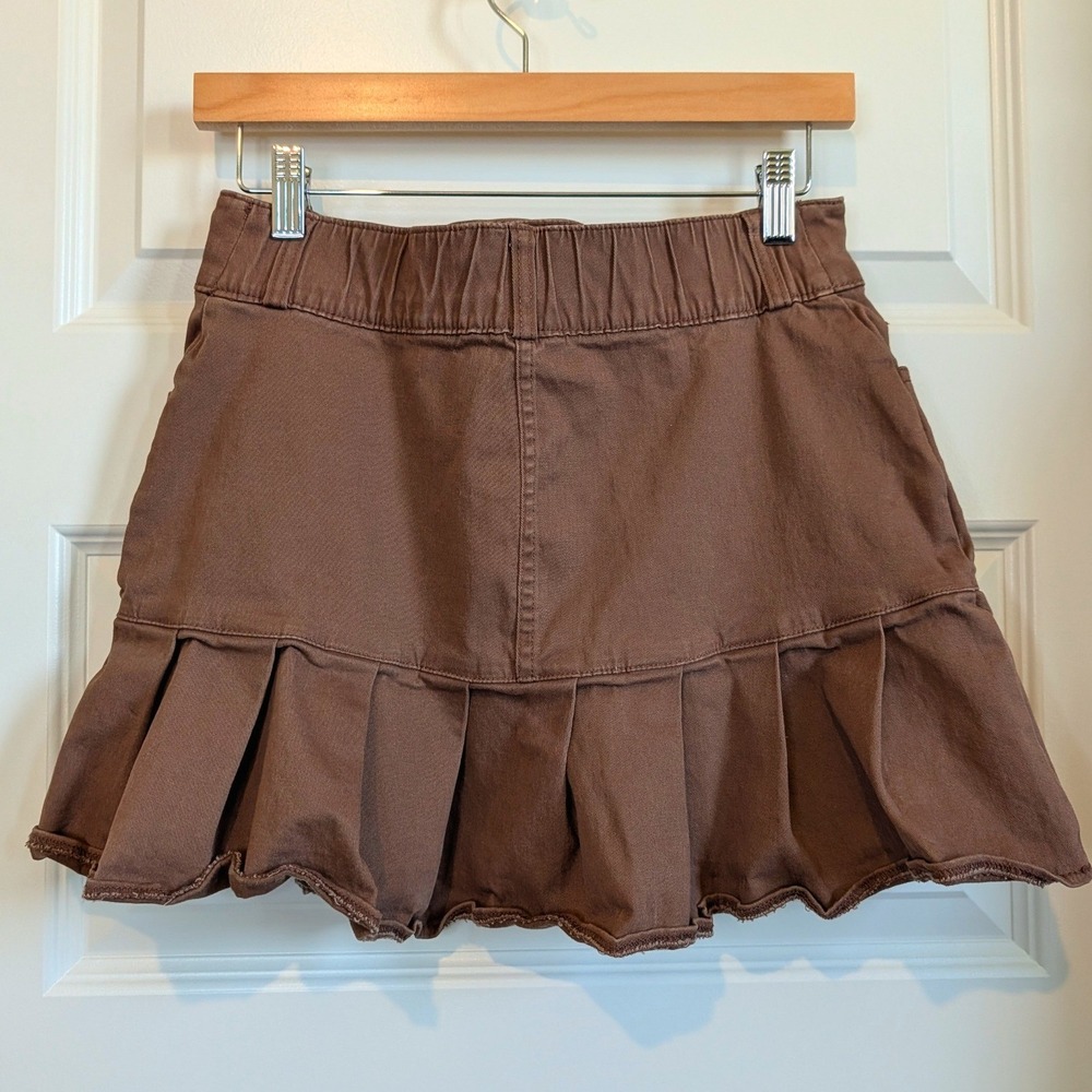 Hollister Pleated Hem Mini Skirt - Picture 2 of 6